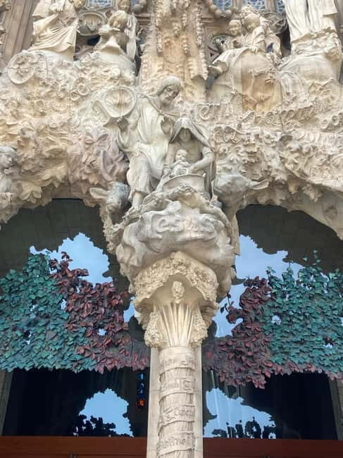 Sagrada Familia Guided Tour in English: Small group - Why This Tour Is a Good Choice