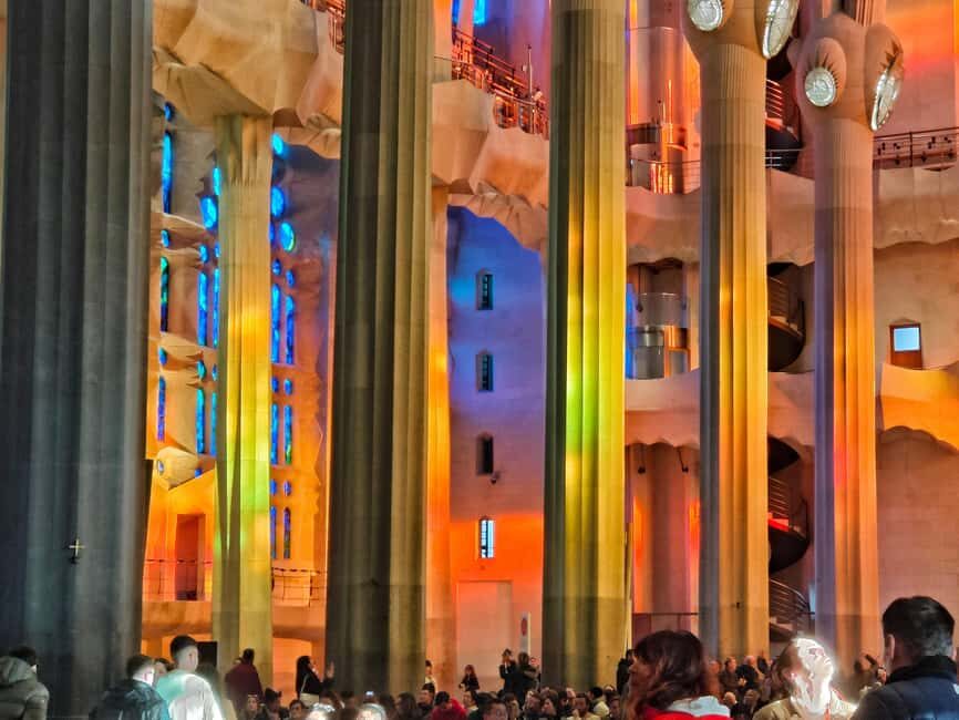 Sagrada Familia Private Tour with Entry Ticket in English - A Deep Dive into the Sagrada Familia Private Tour