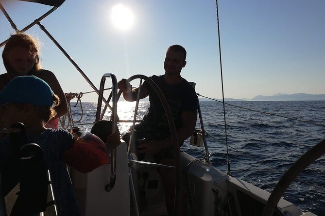 Sailboat tour to the islands - What’s Included and What’s Not
