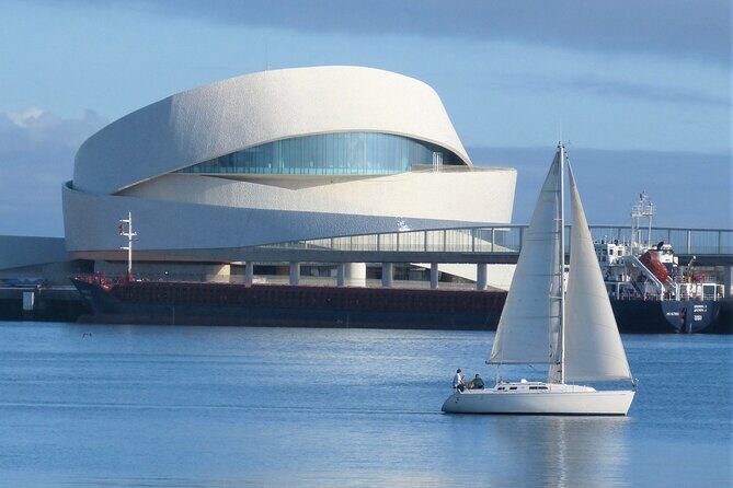 Sailing boat trip on the coast of Porto and on the river Douro - Who Should Consider This Tour?
