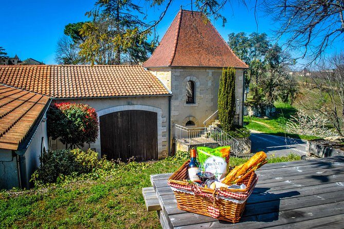 Saint-Emilion Grand Cru Classified: Picnic & Visit in French - Full Review: A Deep Dive into the Saint-Emilion Grand Cru Experience