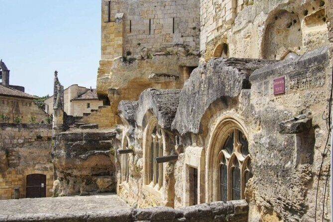 Saint-Émilion : Private Walking Tour & Magnificent Views - The Sum Up
