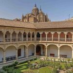 Salamanca: Private Guided Customizable Walking Tour - Detailed Breakdown of the Itinerary