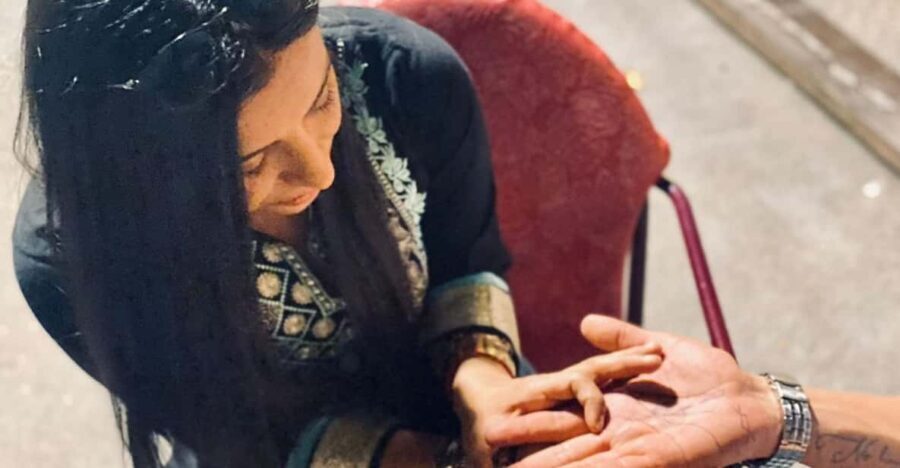 Salamanca: Quiromancia, come and discover your path in your hands - A Closer Look at the Salamanca Palmistry Tour