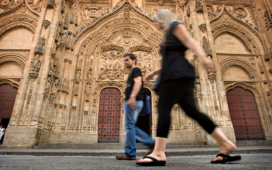 Salamanca Sightseeing Walking Tour with Local Guide. Spanish - How This Tour Enhances Your Visit