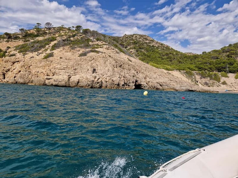 Salou: Boat ride and visit to the sea wolf cave. - What to Expect During Your Time at the Cave