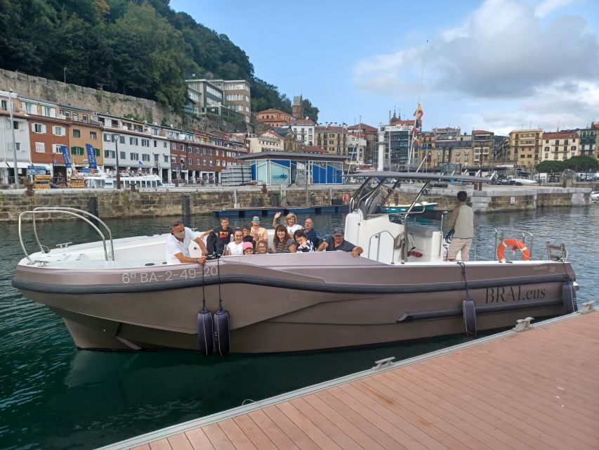 San Sebastian: 2 Bays Evening or Sunset Boat Tour with Cava - The Itinerary Breakdown