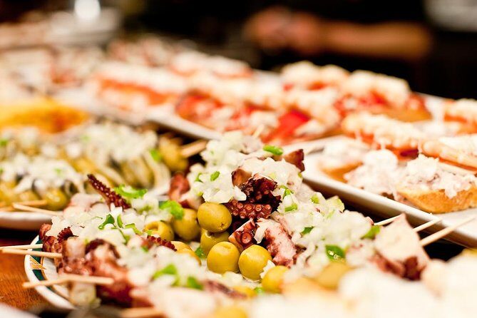 San Sebastian Evening Pintxo Tour with Wine - Why This Tour Works