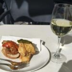 San Sebastian: Pintxo Tour with Wine and Ex-Chef Guide - What Travelers Say