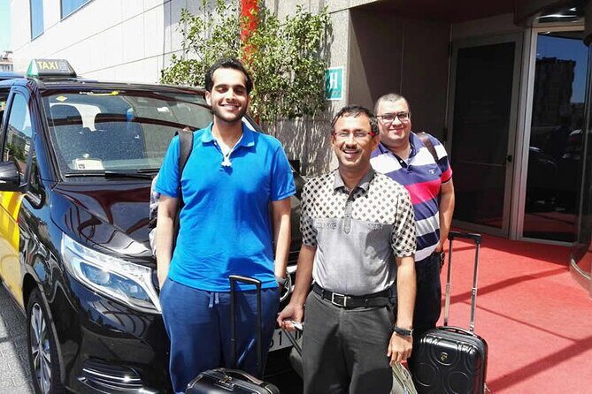 San Sebastián Private Transfer from the city centre to San Sebastián Airport - The Sum Up