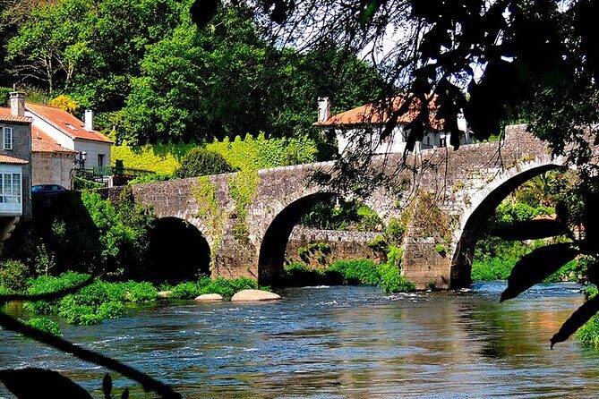 Santiago de Compostela: Finisterre, Costa da Morte, Ézaro, Muros & Carnota - Authentic Experiences and Practical Details