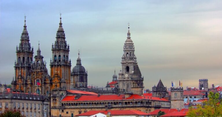 Santiago de Compostela: Old Town Private Tour - A Closer Look at the Santiago de Compostela Old Town Private Tour