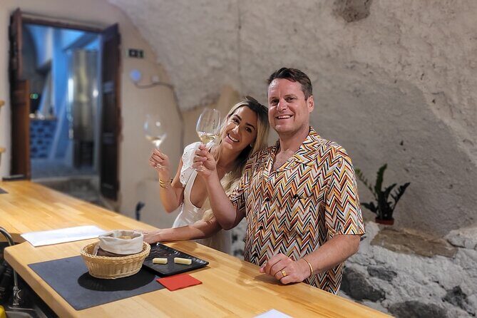Santorini Exclusive Golden Wine Tasting Tour Experience - What to Expect at Each Stop