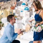Santorini Private Couple Photoshoot in Oia - FAQs
