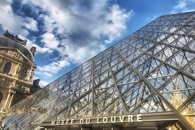 Scandals: Louvre (Semi-Private) With Reserved Entrance Time - An In-Depth Look at the "Scandals of the Louvre" Tour