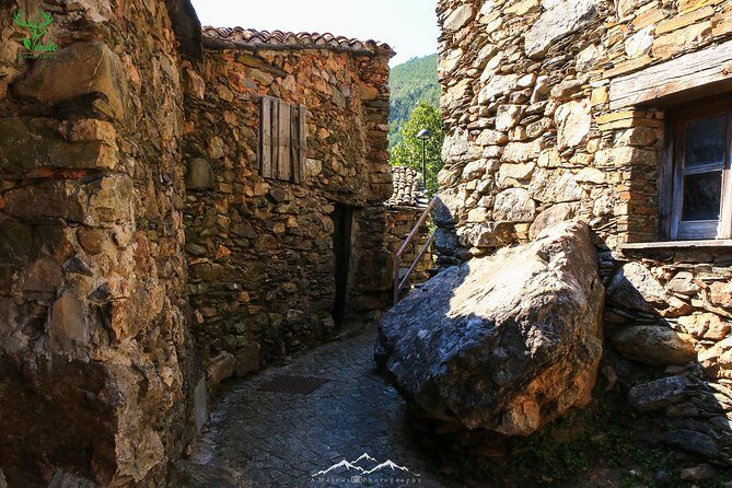 Schist Villages at Lousa Mountain - Authenticity, Scenic Beauty, and Local Flavor