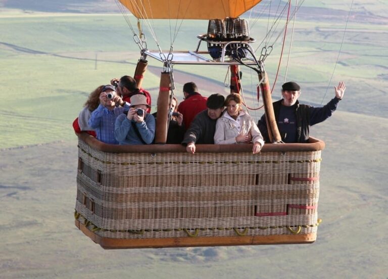 Segovia: Hot Air Balloon flight with Optional Transfer - Who Should Consider This Tour?