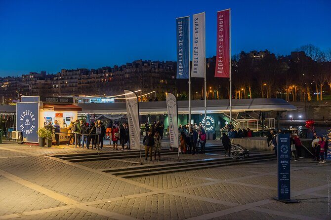 Seine River Evening Cruise with Music and Drink Options - The Practicalities of the Cruise