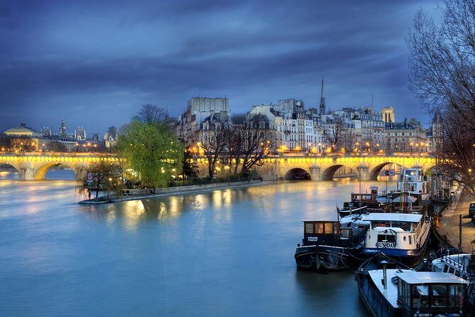 Seine River Sightseeing Guided Cruise by Vedettes du Pont Neuf - Who Is This Tour Best Suited For?