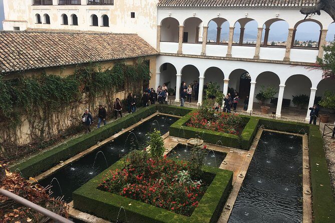 Semi Private Tour to the Alhambra from Nerja - FAQ