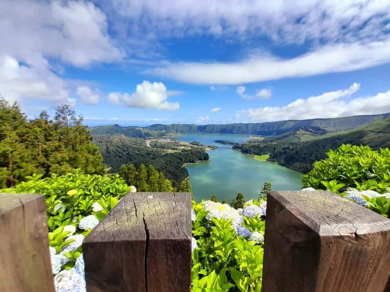 Sete Cidades: Day Tour - Blue & Green Lake and Fire Volcano - A Deep Dive into the Experience