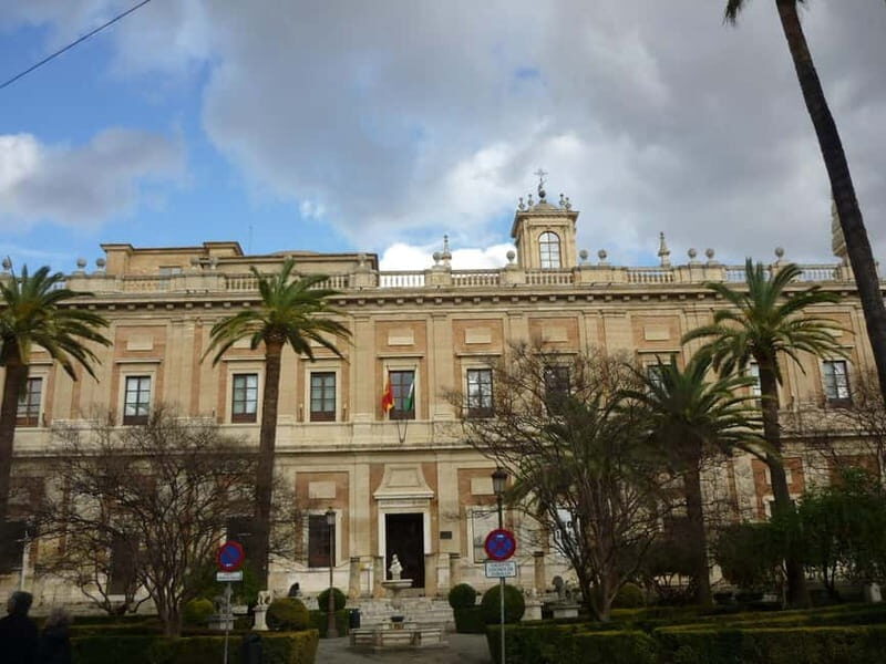 Seville: Age of Discoveries Guided Tour w/ Monuments Access - Authentic Stories and Real Experiences