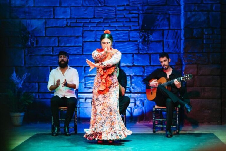 Seville: Baraka Sala Flamenca Show with Drink in Triana - A Deep Dive into the Flamenco Experience in Triana