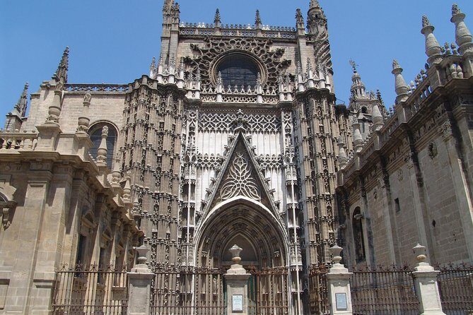 Seville Cathedral, Alcazar, and Jewish Quarter Skip-the-Line Combo Tour - The Practicalities and What They Mean for You