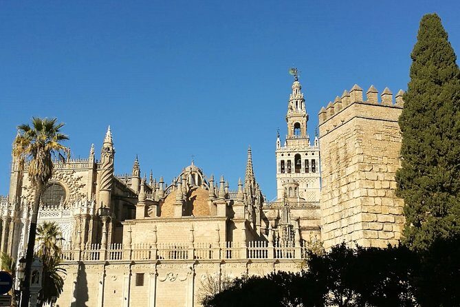 Seville Cathedral and the Giralda skip the line private tour - The Sum Up