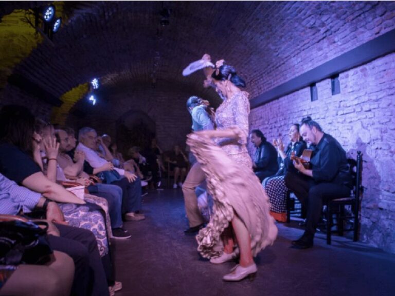 Seville: Flamenco Dreams Show with Drink in an Arabic Vault - The Performance: What to Expect