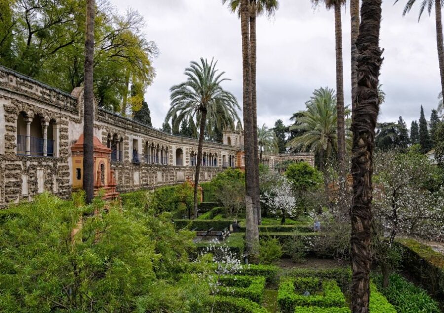 Seville: Real Alcazar of Seville Guided Tour and Ticket - A Deeper Look at the Real Alcázar Guided Tour