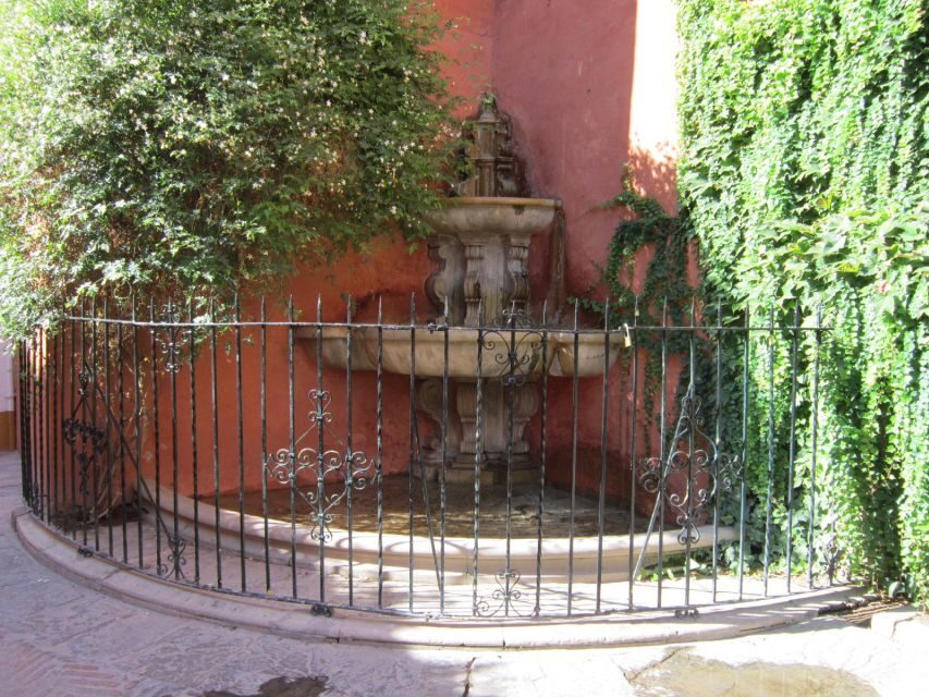 Seville: Santa Cruz Old Jewish Quarter Walking Tour - Why This Tour Offers Good Value