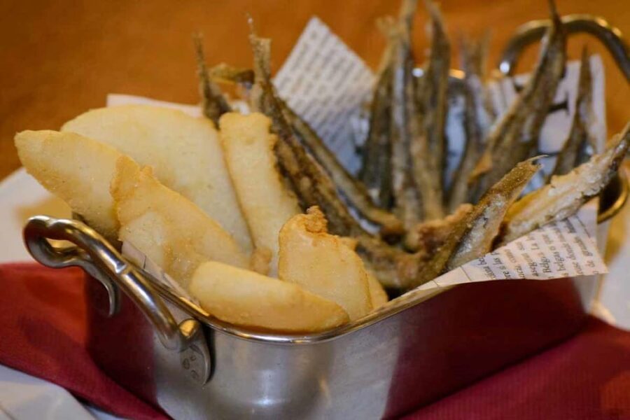 Seville: Tapas Dinner and Flamenco Show - Why Choose This Tour?