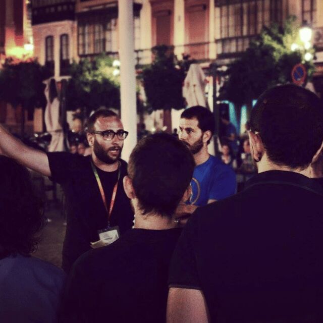 Seville: Tiny-Group Jewish Quarter Discovery Walking Tour - A Detailed Look at the Seville Jewish Quarter Tour