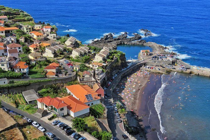 Shore Excursion - Northwest Terraces and Volcanic Pools 4x4 tour - Transportation & Group Size