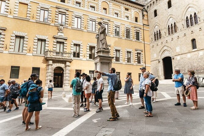 Siena and San Gimignano: Small-Group Tour with Lunch from Florence - Starting the Day: Convenient Pickup in Florence