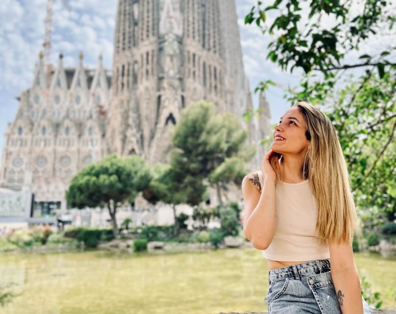 Sightseeing Barcelona by Bike, Photo-shooting & Tapas - Frequently Asked Questions