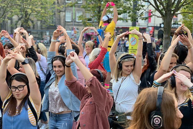 Silent Disco Adventure Tour - The Guided Experience: Hosts and Atmosphere