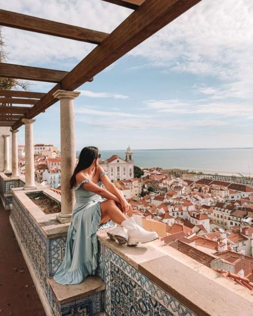 Sintra and Cascais Luxury Private Tour 4h - Key Points