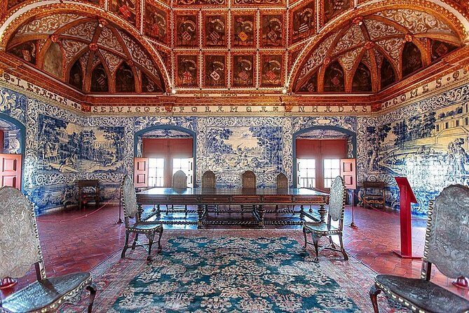 Sintra Private Tour with driver/guide and tickets include - Who Should Consider This Tour?