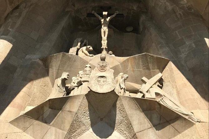 Skip The Line : La Sagrada Familia Guided Tour - Who Should Consider This Tour?