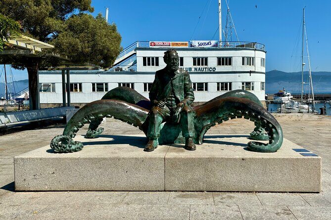 Small Group Historic Walking Tour of Vigo - The Details That Matter