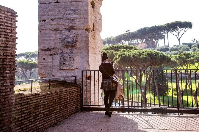 Small Group Tour: Colosseum & Roman Forum with Arena Floor Access - The Itinerary in Detail: What You’ll See and Experience