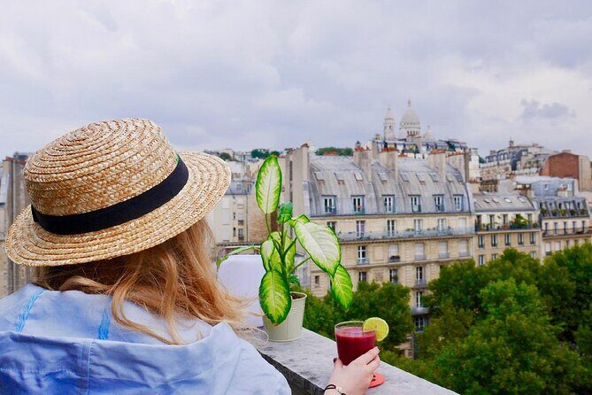 Small Group Walking Tour of Montmartre -10 people max - Exploring Montmartre: What to Expect