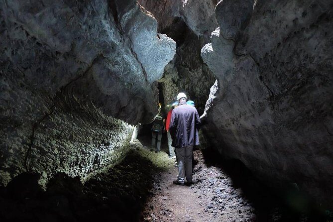 Speleology Tour in Cueva de Las Palomas in La Palma - The Value of This Tour