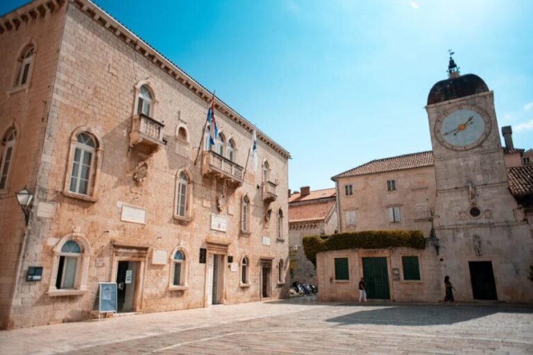 Split: Private tour to Salona, Vitturi castle and Trogir - Discovering Salona: The Roman Heart of Dalmatia