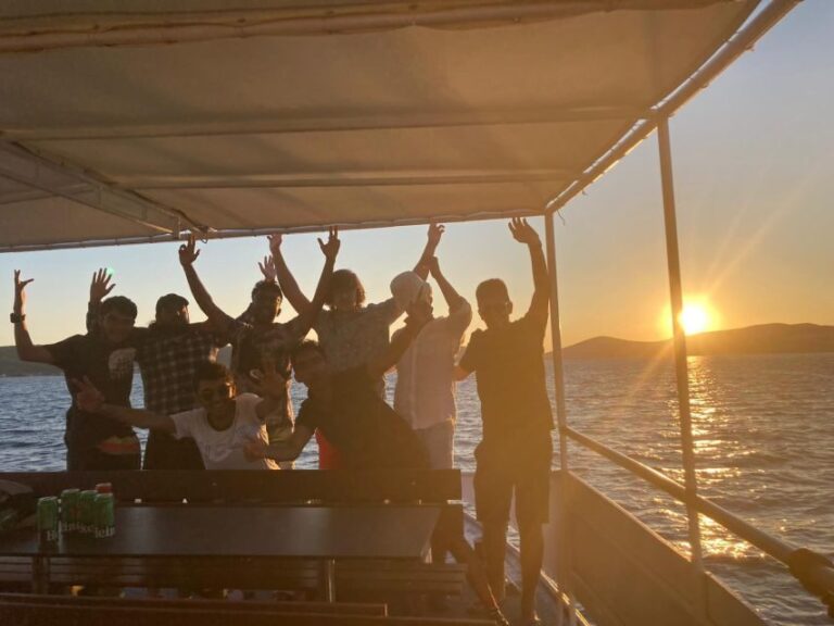 Split: Riviera Sunset Cruise & Swim with Summer Vibes - The Atmosphere: Music, Drinks, and Relaxation