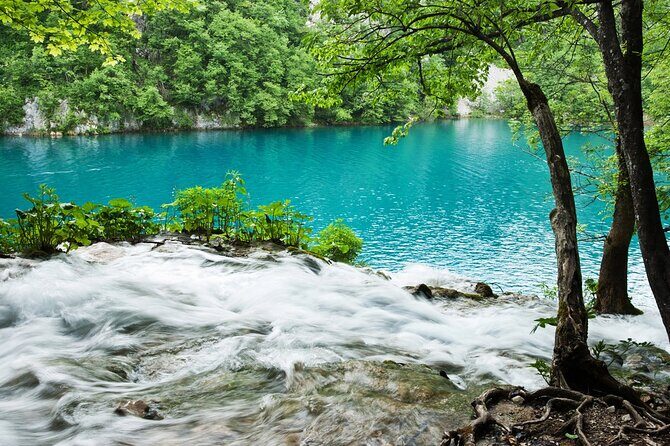 Split to Rovinj via Plitvice Lakes Tour (4hr stop included) - Practicalities and Value