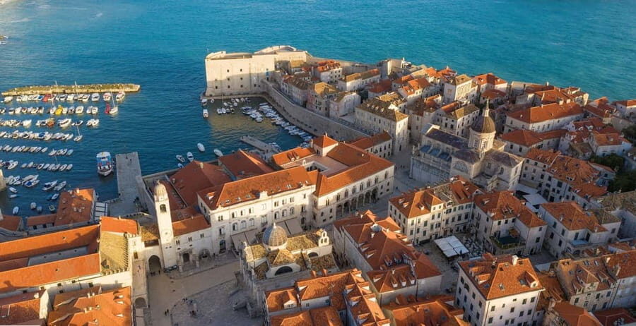 Split & Trogir: Tour to Dubrovnik & Ston with Oyster Tasting - Dubrovnik’s Old Town: A Guided Walk Through History