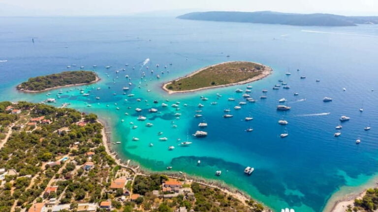 Split/Trogir: Trogir, Blue Lagoon, and Solta Speedboat Trip - An In-Depth Look at the Experience